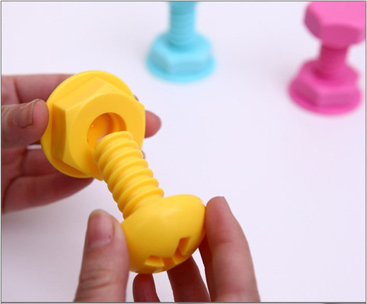 3 Piece Screw and Bolt Hooks