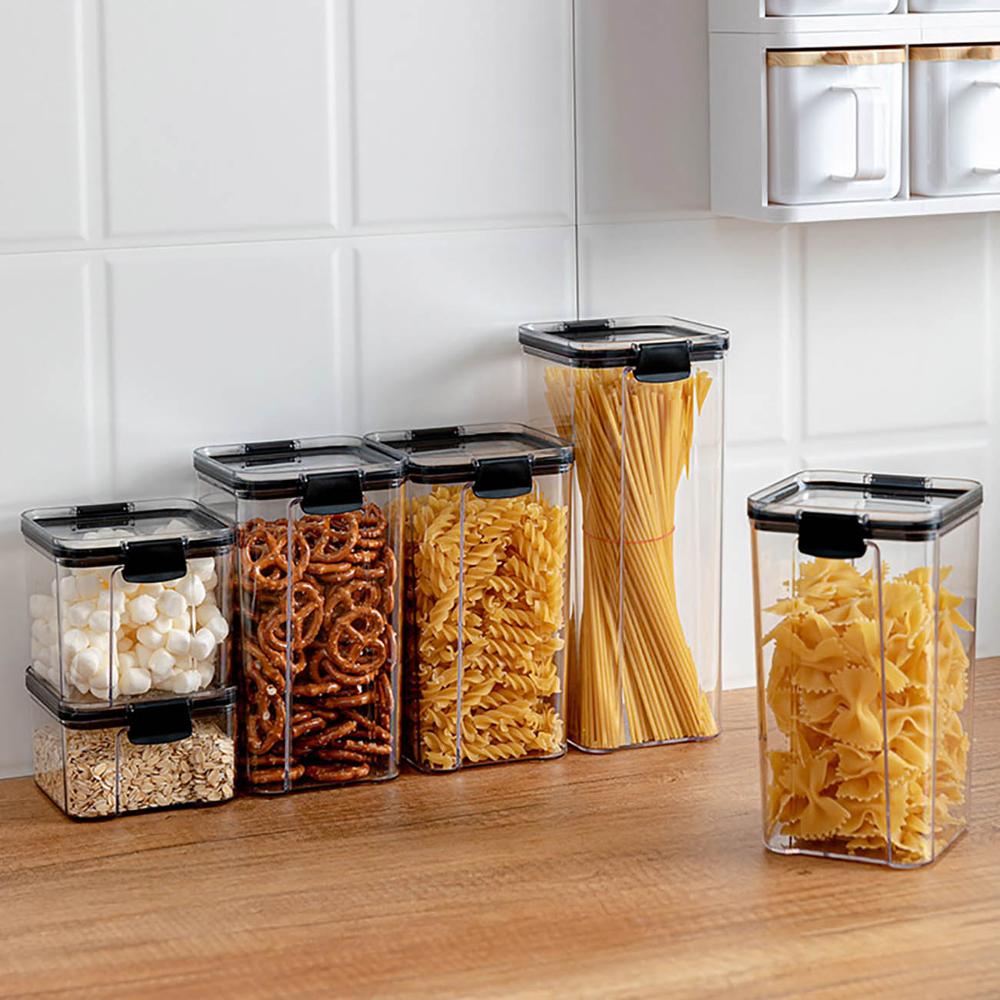 Clearance food storage canisters